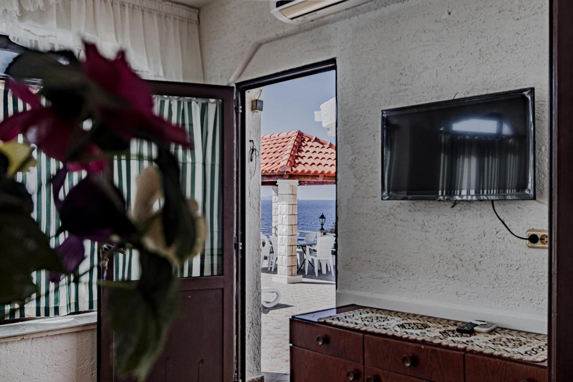 Family Friendly Apartments With A Swimming Pool Zavalatica, Korcula - 183 Quarto foto